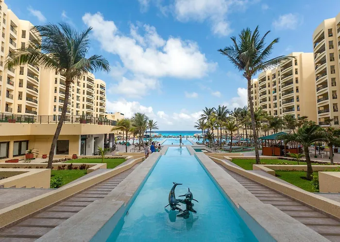 Holiday Inn Club Vacations The Royal Sands All Inclusive Cancun